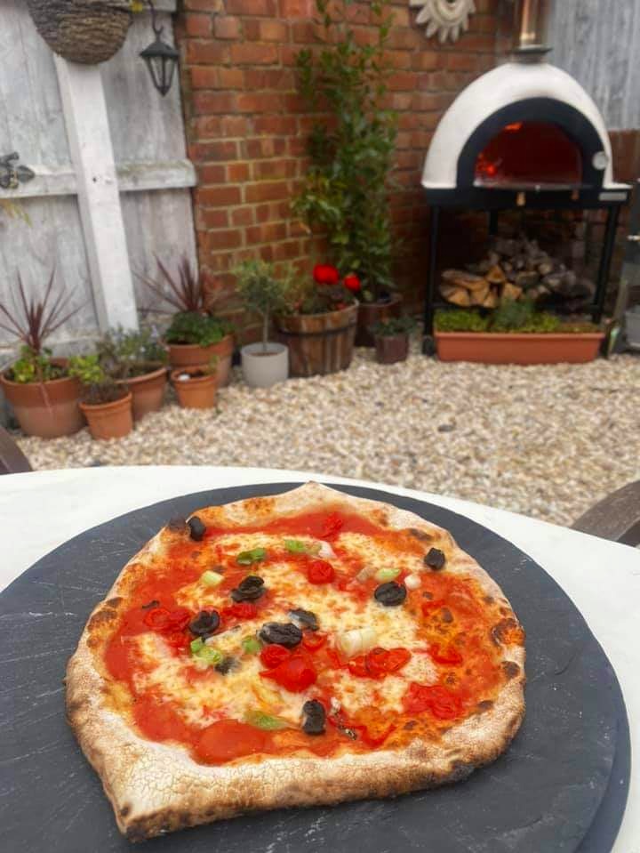 Xclusive Decor Portable Royal Wood Fired Pizza Oven