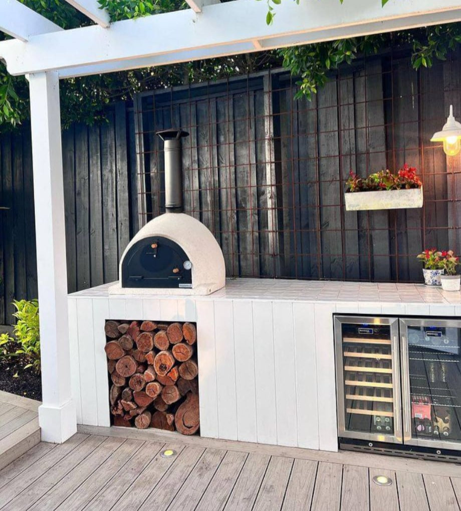 Xclusive Decor Royal Wood Fired Pizza Oven